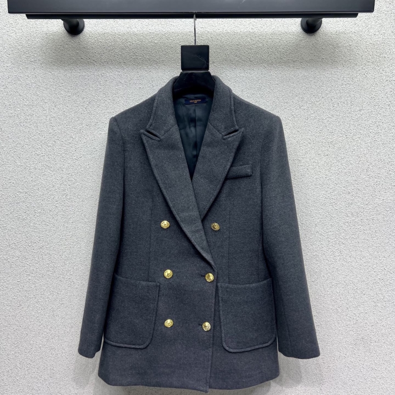 l0vis Vvtt0n outwear